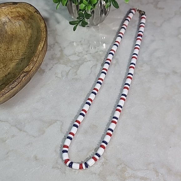 Fun Retro Red, White, and Blue Beaded Necklace Set - Picture 7 of 9